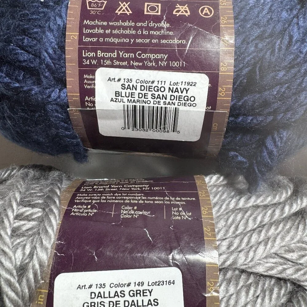 🛒 $8 Lion Brand Yarn Hometown Yarn Super-Bulky Bundle Knitting Crocheting  #348